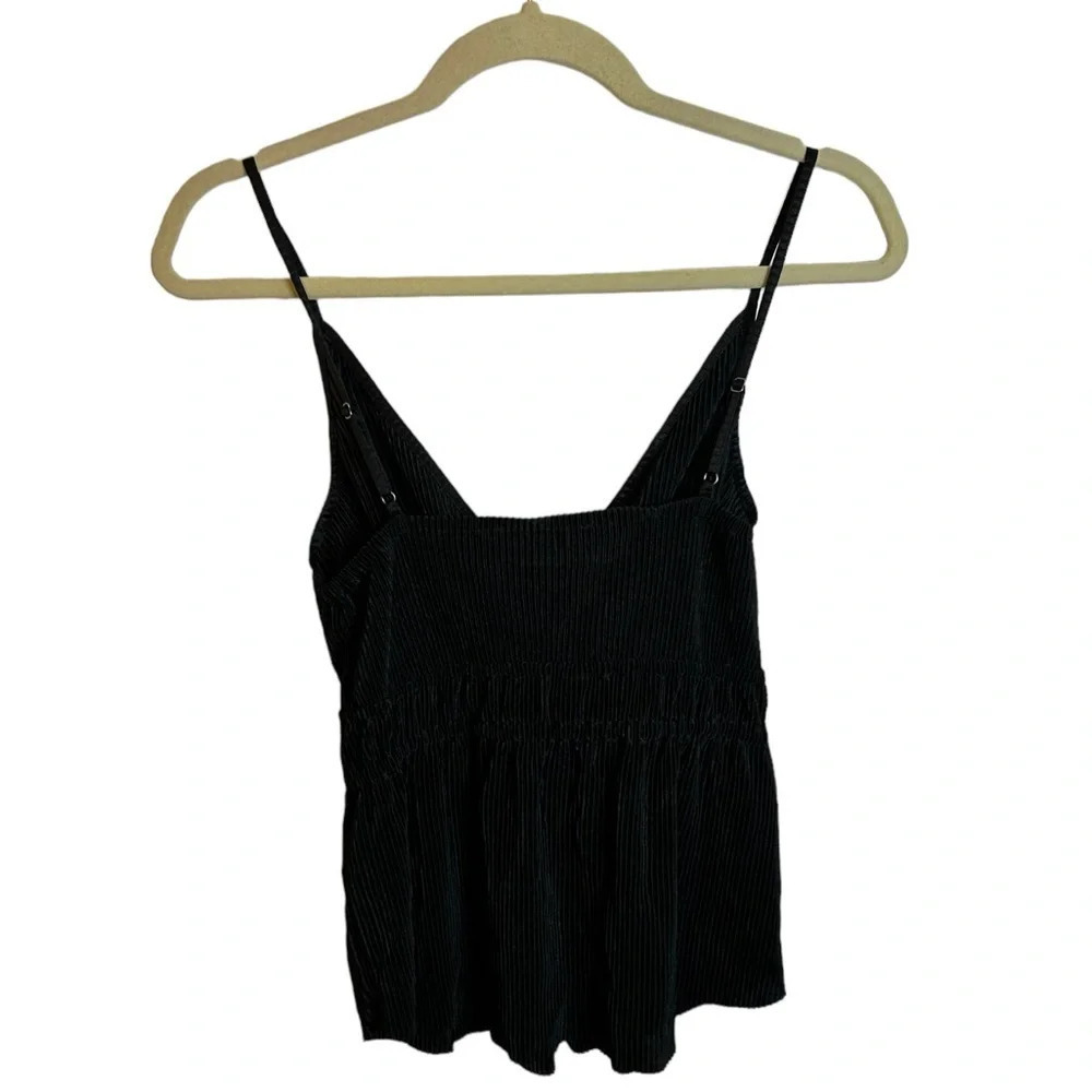 ABERCROMBIE & FITCH BLACK PLEATED WRAP CAMISOLE - Picture 2 of 5